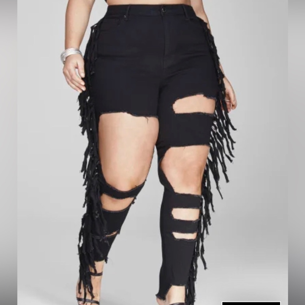 Skinny jeans with fringe